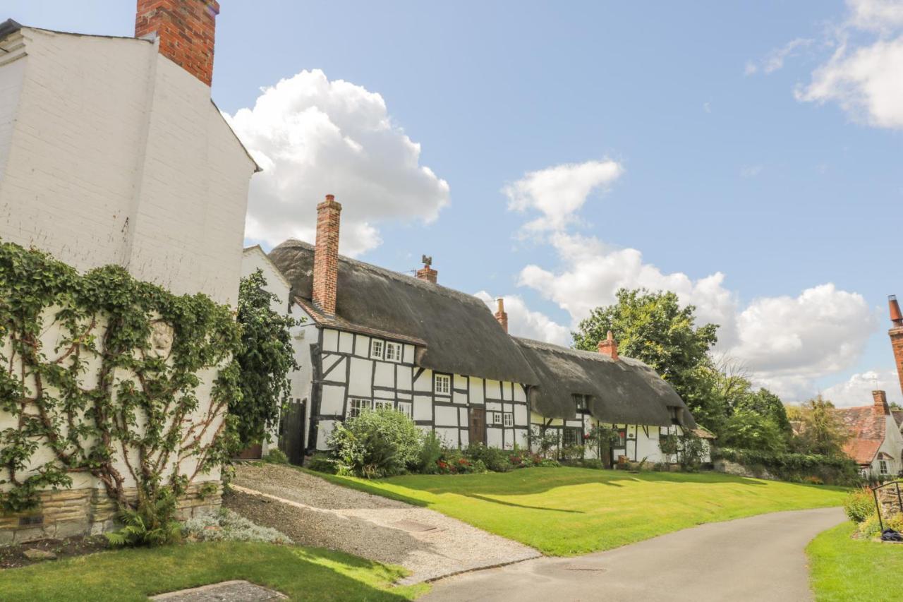 Avon View Villa Stratford-upon-Avon Exteriör bild